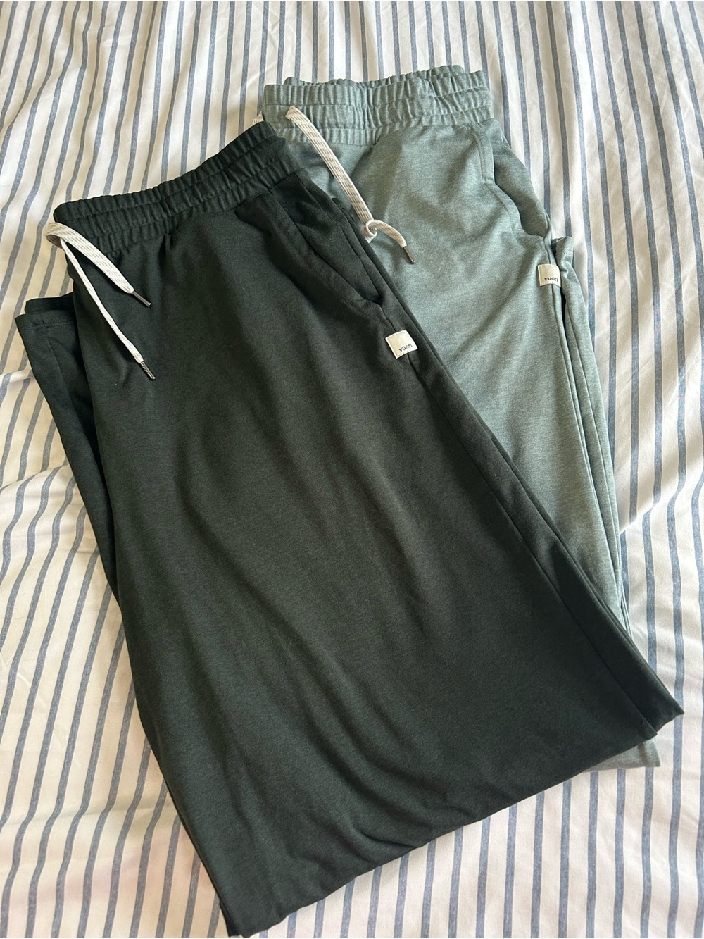 Vuori Halo Wide Leg Lounge Pants in Dark Forest & Sage (price is for the set)